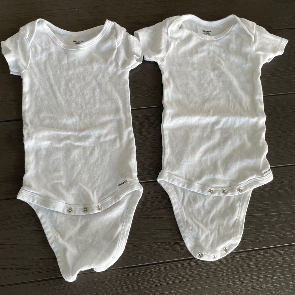 Gerber organic 12 month onesie
